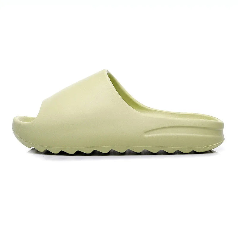 Sandalias y Pantuflas de EVA alta calidad para todos 🌞👡. Estilo y confort veraniego, ideales para casa o playa 🏖️. Eleva tu look este verano.