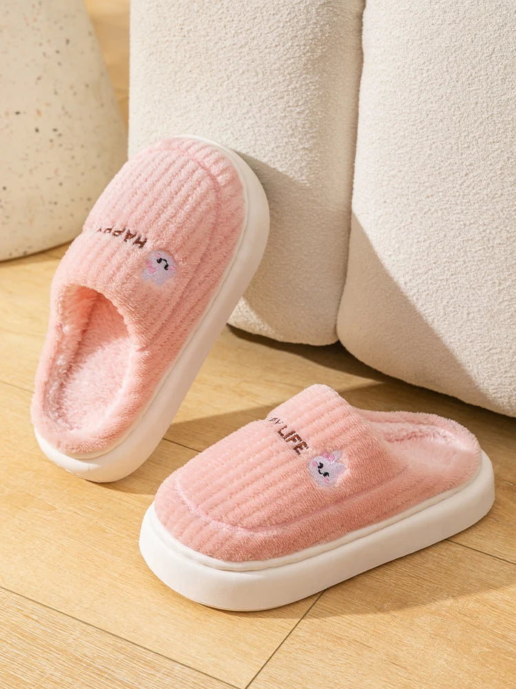 Pantuflas de Algodón de Invierno SolSet 🌨️❤️: calor y confort para ambos. Suelas suaves, antideslizantes, ideal para parejas en casa. Cada paso, un abrazo acogedor.