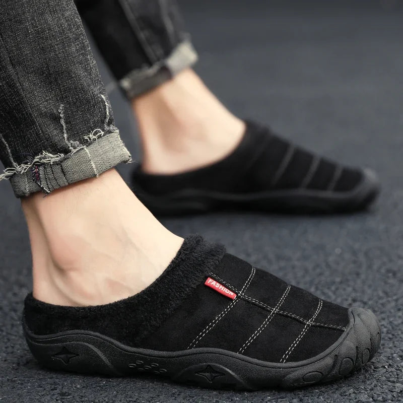 Pantuflas calientitas de cuero y lana gruesa para el invierno 🔥👟. Antideslizantes, estilosas, para él y ella. Mantén tus pies tostados y a la moda. Un abrazo cálido y chic.