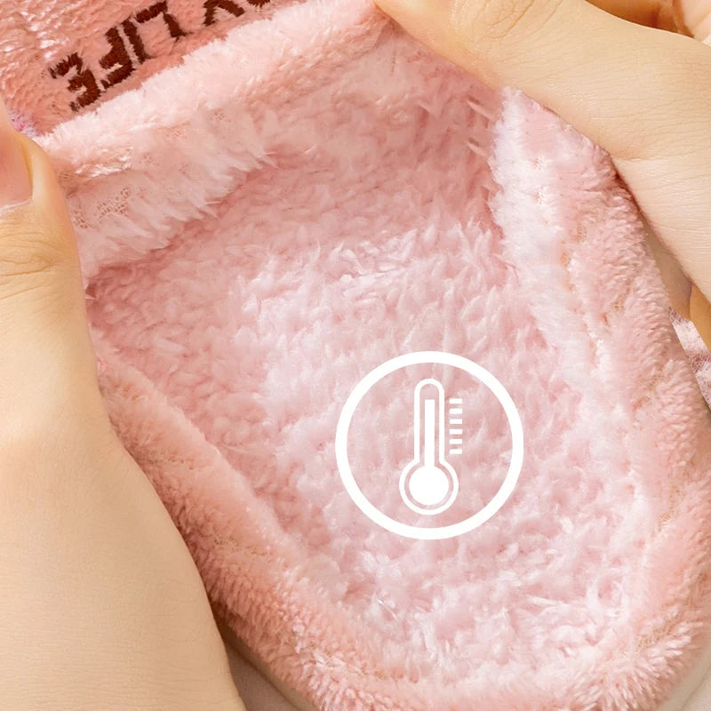 Pantuflas de Algodón de Invierno SolSet 🌨️❤️: calor y confort para ambos. Suelas suaves, antideslizantes, ideal para parejas en casa. Cada paso, un abrazo acogedor.